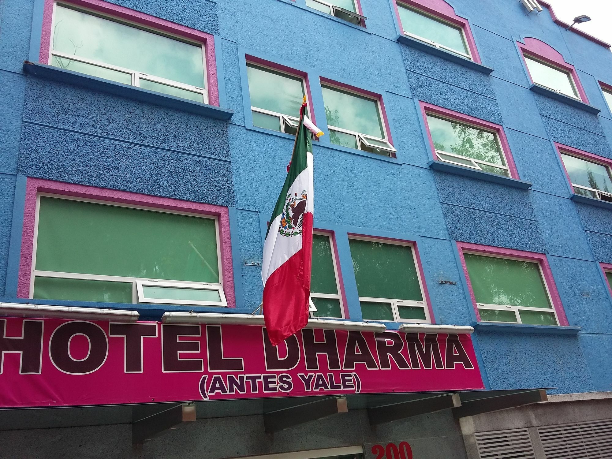 Hotel Dharma Мехико Экстерьер фото